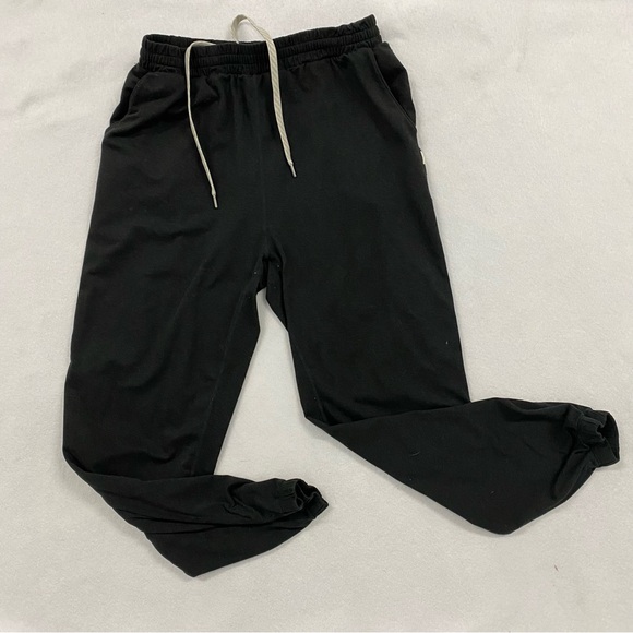 Vuori Black Performance Joggers Size Small - Picture 1 of 8